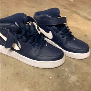 Nike Mid Air Force 1